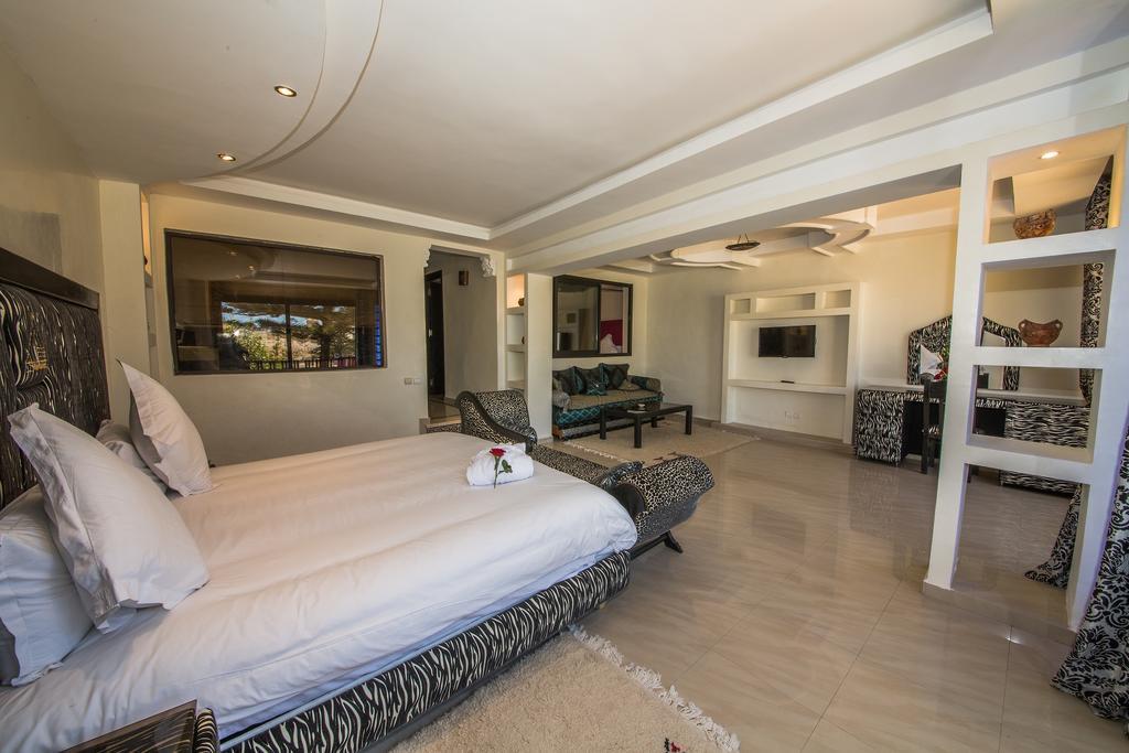 Camera Familiare con Balcone